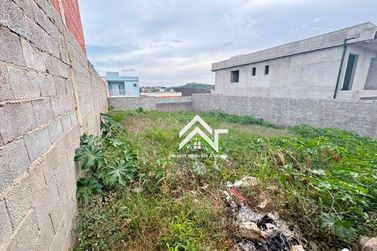 Terreno &agrave; venda - 350m&sup2; - Nova Cerejeira