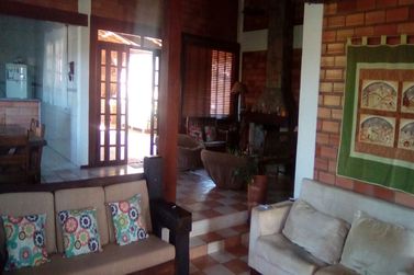 Casa &agrave; venda - 380m&sup2; - Condom&iacute;nio Alpes D' Ouro
