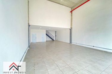 Sal&atilde;o Comercial para alugar - 160m&sup2; - Caetetuba