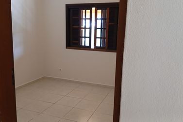 Casa para alugar - 183m&sup2; - Vila Petr&oacute;polis