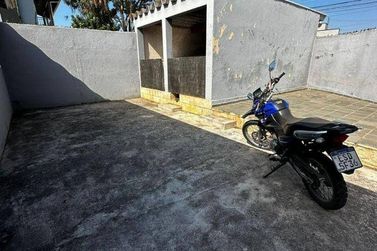 Casa &agrave; venda - 300m&sup2; - Alvin&oacute;polis