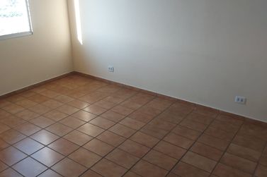 Apartamento para alugar - 85m&sup2; - ATIBAIA JARDIM