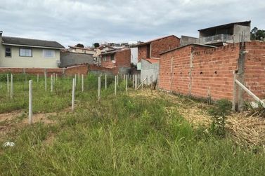 Terreno &agrave; venda - 125m&sup2; - Jd Imperial