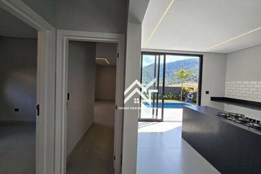 Casa &agrave; venda - 180m&sup2; - Condom&iacute;nio Portal Lamis