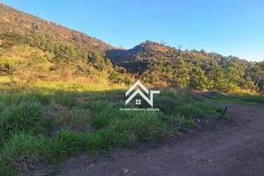 Terreno &agrave; venda - 4755m&sup2; - Parque Arco Iris