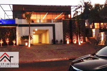 Casa &agrave; venda - 700m&sup2; - Condom&iacute;nio Shambala II