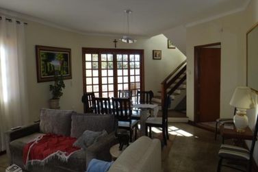 Casa &agrave; venda - 220m&sup2; - Jardim das Flores
