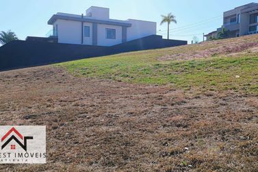 Terreno &agrave; venda - 1600m&sup2; - Condom&iacute;nio Shambala III