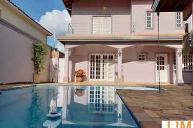 Casa &agrave; venda - 343m&sup2; - Jardim Itaperi