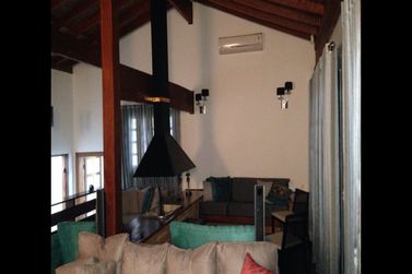 Casa &agrave; venda - 720m&sup2; - JARDIM FLORESTA