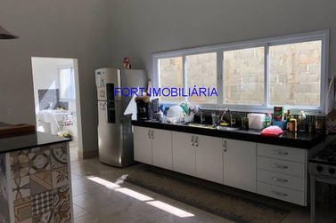 Casa &agrave; venda - 350m&sup2; - CONDOM&Iacute;NIO RESIDENCIAL EQULIBRIUM