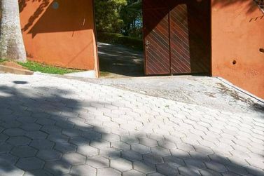 Ch&aacute;cara &agrave; venda - 1416m&sup2; - Terra Preta