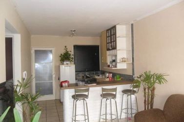 Casa &agrave; venda - 50m&sup2; - JARDIM SANTA B&Aacute;RBARA