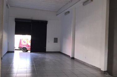 Sal&atilde;o Comercial para alugar - ALVIN&Oacute;POLIS