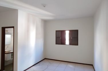 Casa para alugar - JARDIM BRASIL
