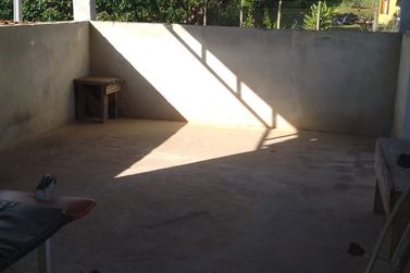 Casa &agrave; venda - PARUE FERNAO DIAS