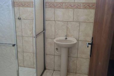 Casa &agrave; venda - 280m&sup2; - Tr&ecirc;s Pistas