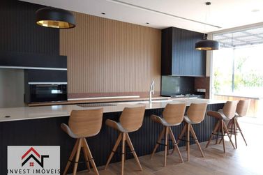 Casa &agrave; venda - 700m&sup2; - Condom&iacute;nio Shambala II