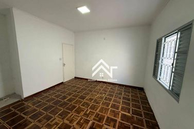Casa para alugar - 252m&sup2; - Alvin&oacute;polis