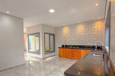 Casa &agrave; venda - 187m&sup2; - Loteamento Parque Residencial Serras de Atibaia II