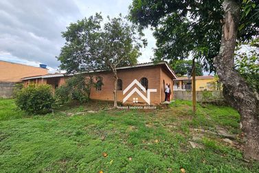 Ch&aacute;cara &agrave; venda - 800m&sup2; - Jardim Maracan&atilde;