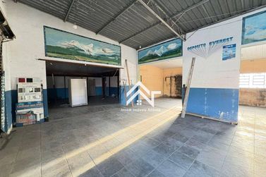 Terreno &agrave; venda - 900m&sup2; - Jardim das Cerejeiras