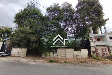 Terreno &agrave; venda - 320m&sup2; - Jardim Maristela