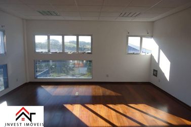 Sal&atilde;o Comercial para alugar - 3857m&sup2; - Distrito Industrial Alfredo Relo
