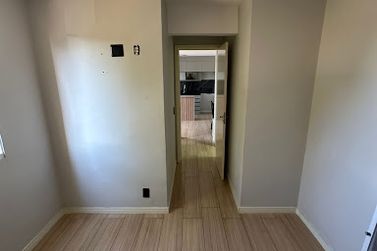 Apartamento &agrave; venda - 48m&sup2; - Caetetuba