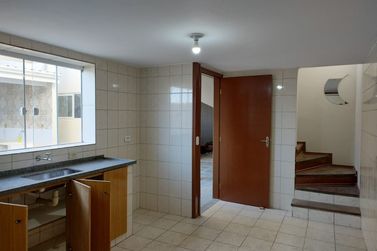 Casa &agrave; venda - 280m&sup2; - Jardim Imperial
