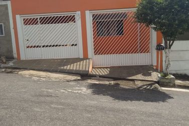 Casa &agrave; venda - 175m&sup2; - NOVA ATIBAIA
