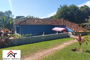 Casa &agrave; venda - 300m&sup2; - Vit&oacute;ria R&eacute;gia