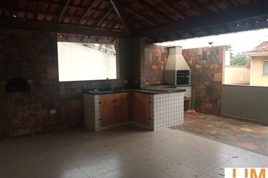 Casa &agrave; venda - 238m&sup2; - Jardim Sui&ccedil;a