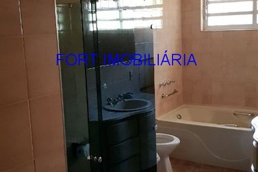 Casa &agrave; venda - 550m&sup2; - VILA SANTISTA
