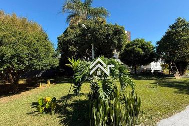 Casa para alugar - 252m&sup2; - Alvin&oacute;polis
