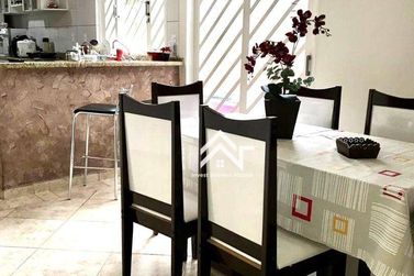Casa &agrave; venda - 195m&sup2; - Jardim Brogot&aacute;