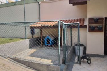 Sobrado &agrave; venda - 791m&sup2; - ALVIN&Oacute;POLIS