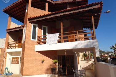 Casa &agrave; venda - 220m&sup2; - Jardim das Flores