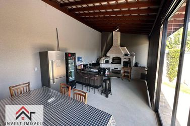 Casa &agrave; venda - 386m&sup2; - Condom&iacute;nio Shambala II