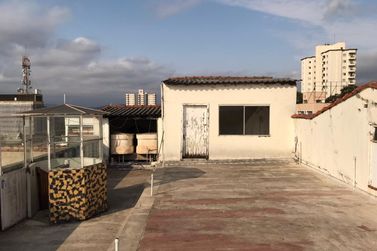 Casa para alugar - CENTRO