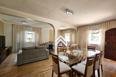 Casa &agrave; venda - 221m&sup2; - Jardim Shangri-L&aacute;