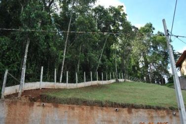 Terreno &agrave; venda - 1374m&sup2; - Condom&iacute;nio Portal dos Nobres