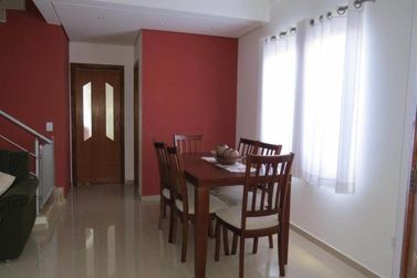 Casa &agrave; venda - 210m&sup2; - Atibaia Jardim