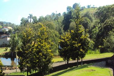S&iacute;tio &agrave; venda - 1800m&sup2; - Cachoeirinha