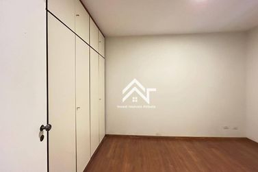 Casa para alugar - 440m&sup2; - Vila Petr&oacute;polis