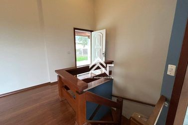 Casa para alugar - 440m&sup2; - Vila Petr&oacute;polis