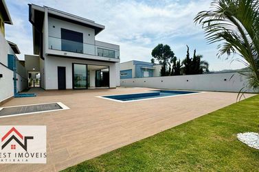 Casa &agrave; venda - 369m&sup2; - Figueira Garden