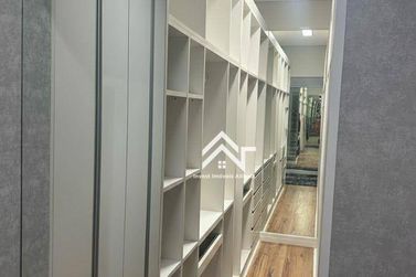Casa &agrave; venda - 750m&sup2; - Condominio Porto Atibaia