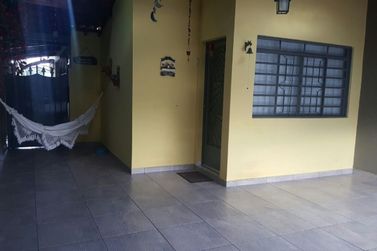Casa &agrave; venda - 180m&sup2; - JARDIM CEREJEIRAS