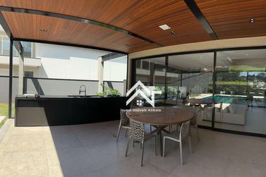Casa &agrave; venda - 730m&sup2; - Condominio Porto Atibaia